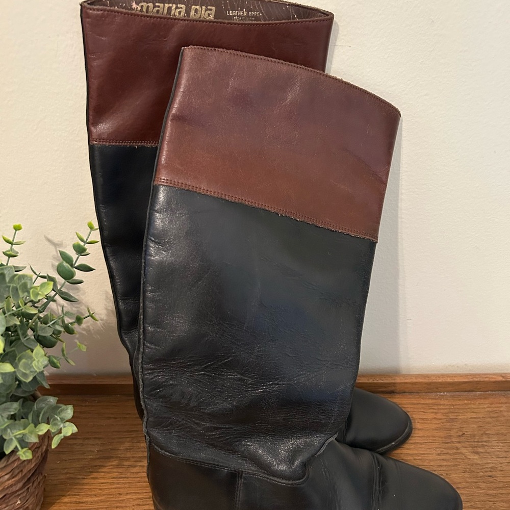 Vintage Maria Pia Italian black w/brown leather over-calf fashion boots, sz 8